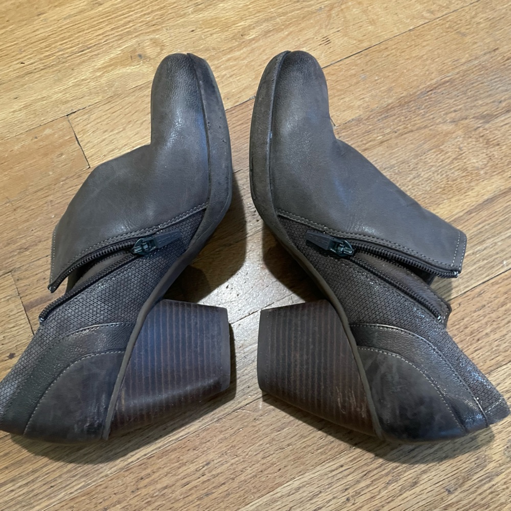 🌱Dansko Women’s Heeled Boots